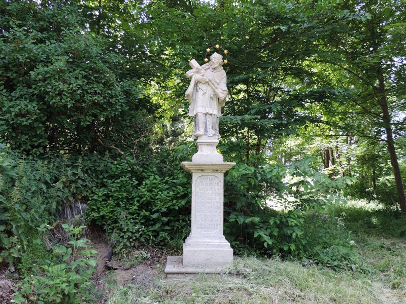 socha sv. Jana Nepomuckého - Památkový Katalog