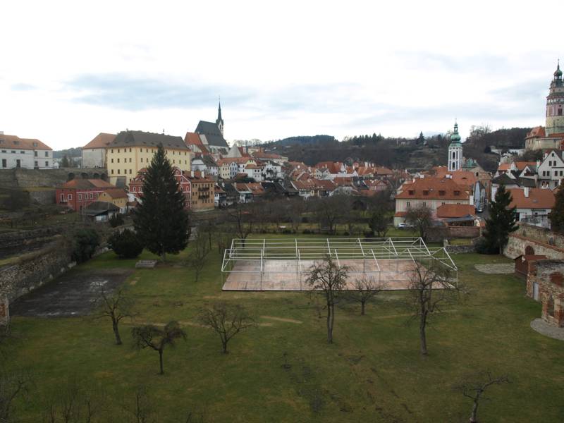 Zahradní 12: Vaše Útočiště v Městském Rámci